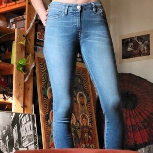 Diesel Skinzee-Xp super slim skinny jeans size W26L30